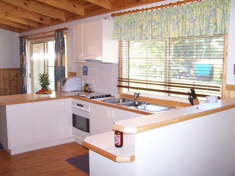 Sunburst Retreat - Queensland Tourism 6