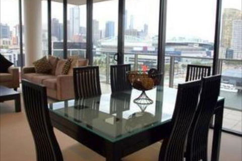 Docklands Prestige Apartments - QLD Tourism 2