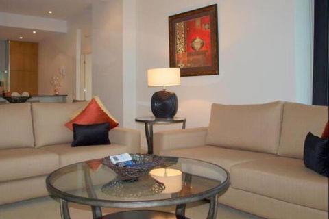 Docklands Prestige Apartments - QLD Tourism 3