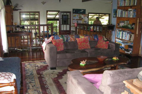 Mossman Gorge Bed & Breakfast - Queensland Tourism 7