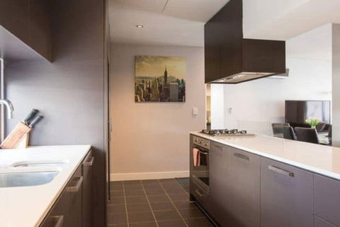 Harbour Town Apartment - Queensland Tourism 7