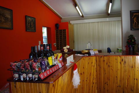 Copper City Motel - Queensland Tourism 6