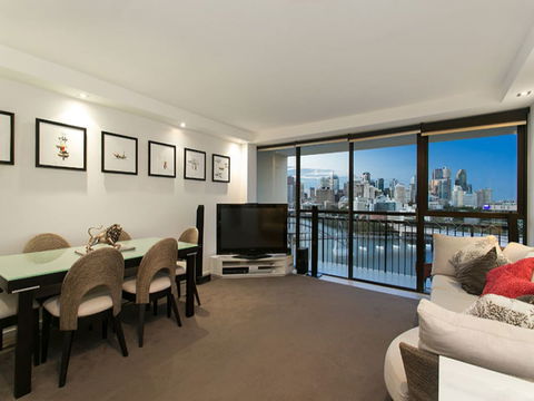 River Plaza Apartments - QLD Tourism 0
