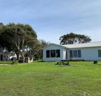Surfside Backpacker - Queensland Tourism