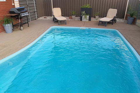 Country Mile Motor Inn - QLD Tourism 2