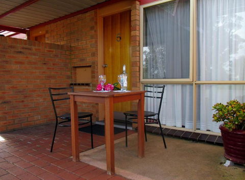 Tarra Motel - Queensland Tourism 6