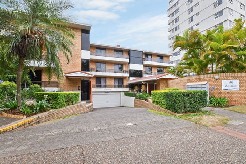La Mer Apartments - QLD Tourism 0