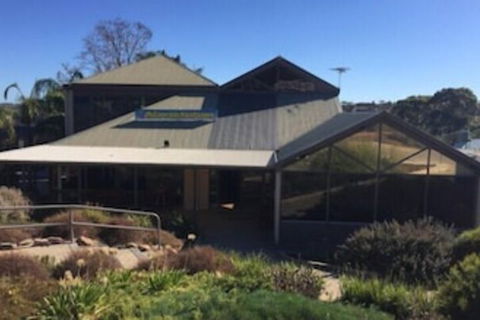 McLaren Vale Backpackers - Queensland Tourism 0