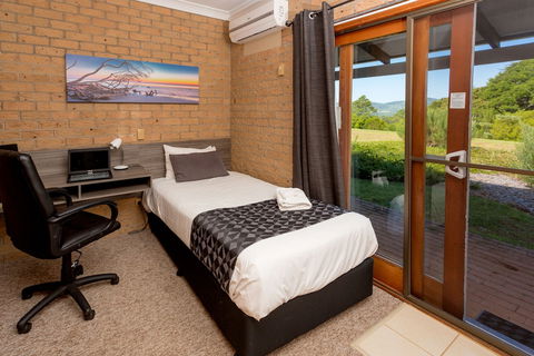Lookout Mountain Retreat - Queensland Tourism 4