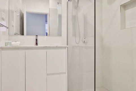 Ivy Units Glen Waverley - QLD Tourism 3