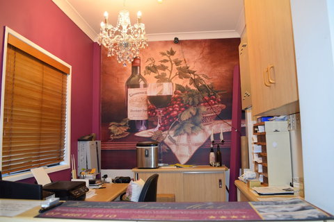 Warwick Vines Motel - QLD Tourism 1