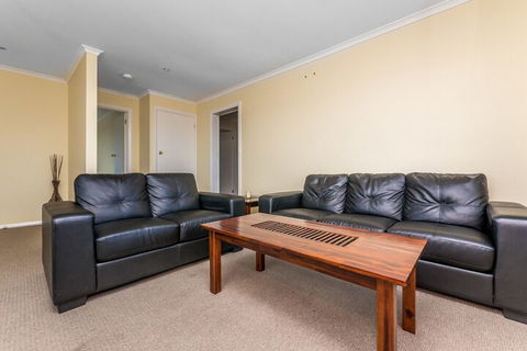 Family Home At Kingston Beach - Queensland Tourism 7