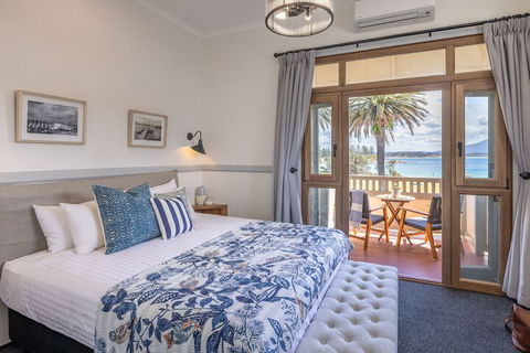 Bermagui Beach Hotel - QLD Tourism 4