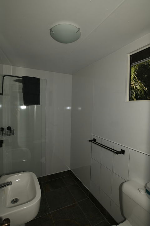 Scottys Mission Beach YHA - Queensland Tourism 0
