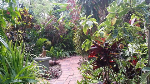 Shambhala Retreat Magnetic Island Cottages - QLD Tourism 4