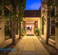 Grandeur on Bay Three - QLD Tourism