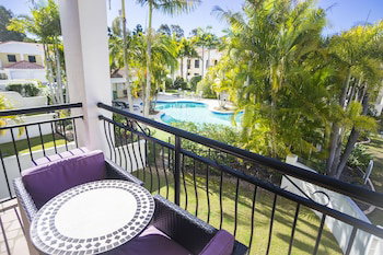 Casablanca At Hope Island Resort - QLD Tourism 1