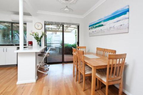 Bedford Terrace 3 - Queensland Tourism 2