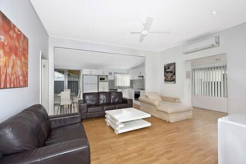 Oakland Cottage - QLD Tourism 0
