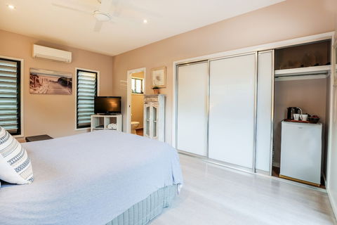 Agnes Water Stays - Queensland Tourism 5