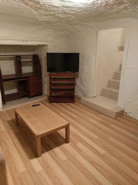 Cave Place Units - QLD Tourism 2
