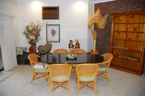 Gaerwood B & B - QLD Tourism 1