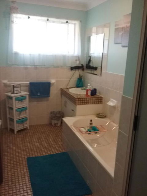 Cottage By The Bay - QLD Tourism 4