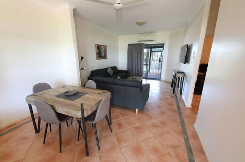 Lakeview Apartments - Queensland Tourism 3