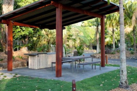 Bayshore Bungalows - Queensland Tourism 4