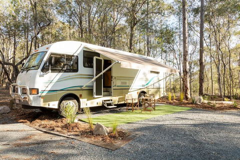 Paradise Country Farmstay - Queensland Tourism 3