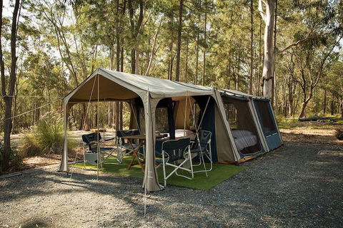 Paradise Country Farmstay - Queensland Tourism 5