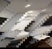 The Duck Inn Apartments - QLD Tourism