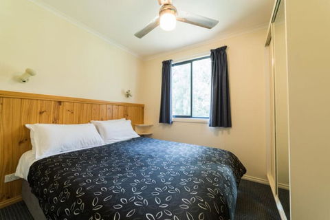 Deniliquin Riverside Caravan Park - Queensland Tourism 4