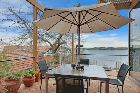 Kylakin On The Derwent River - Rejuvenate Stays - QLD Tourism 3