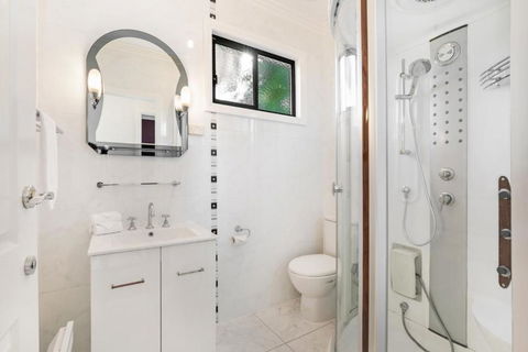 The Bud House - Queensland Tourism 4