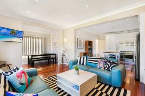 The Bud House - Queensland Tourism 6
