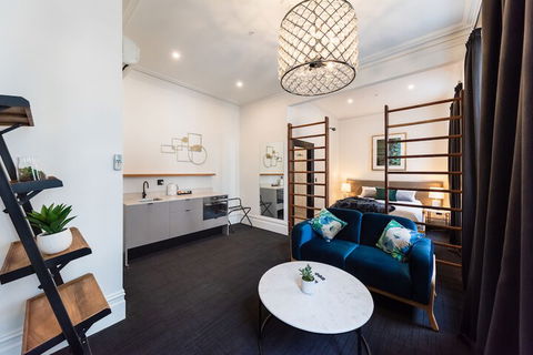 East Brunswick Hotel - QLD Tourism 7