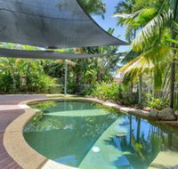 White Sapphire Holiday House - QLD Tourism