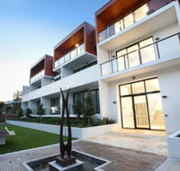 Northcote Hill - StayCentral - QLD Tourism