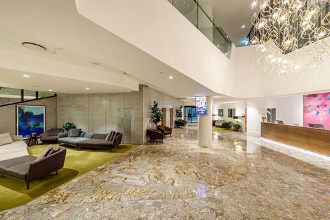 Eatons Hill Hotel - QLD Tourism 3