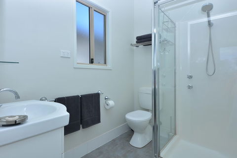 Sundowner Cabin And Tourist Park - QLD Tourism 2