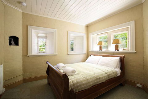 Heathmont - Queensland Tourism 2