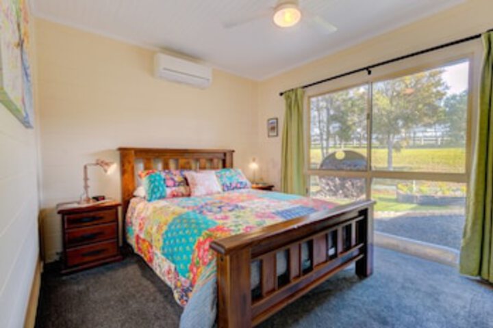 Nana Glen NSW QLD Tourism