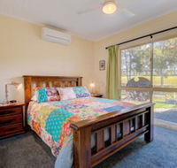 All About Me B  B - QLD Tourism