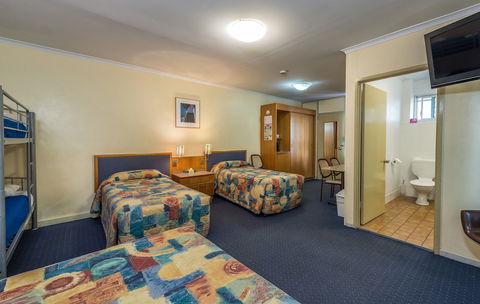 The Q Motel - Queensland Tourism 6