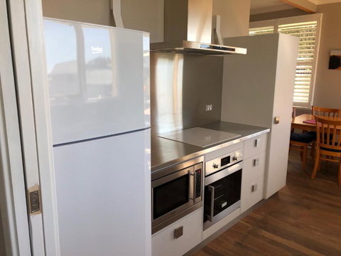 Salt 112 House - QLD Tourism 3