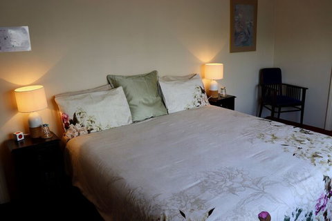 Blue Bell Inn - QLD Tourism 4