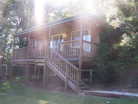 Drumreagh Bed & Breakfast Cabins - Queensland Tourism 3