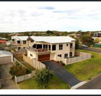Twelve Apostles Beach House B  B - Queensland Tourism