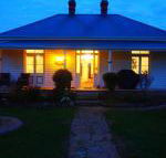 Windsor Cottage - Queensland Tourism